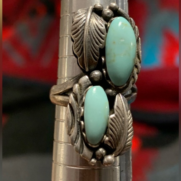 Vintage Navajo Turquoise Ring - Picture 1 of 7